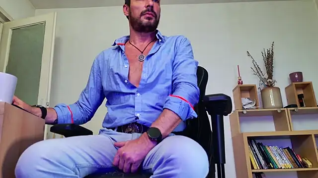 ChrisKox online show from April 17, 2026, 4:10 pm