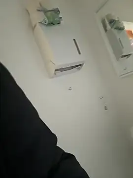 Snapshot of BootyLola chatting on February 14, 2025, 10:38 am BootyLola online show from February 14, 2025, 10:38 am