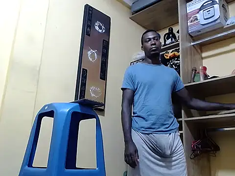 Snapshot of kurtbigcock chatting on February 3, 2026, 6:57 pm kurtbigcock online show from February 3, 2026, 6:57 pm