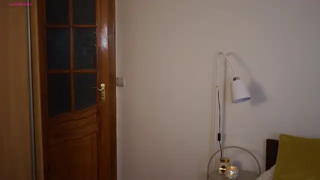 Snapshot of LitleSun chatting on February 23, 2026, 4:15 pm LitleSun online show from February 23, 2026, 4:15 pm