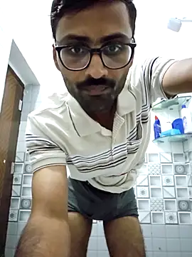 krishna8035 online show from September 20, 2025, 2:18 pm