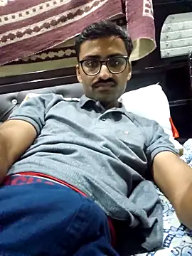 krishna8035 online show from September 21, 2025, 6:42 pm