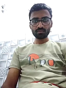 krishna8035 online show from October 4, 2025, 5:16 am