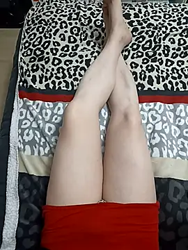 Snapshot of JulietteMaitresse chatting on February 18, 2026, 7:26 am JulietteMaitresse online show from February 18, 2026, 7:26 am