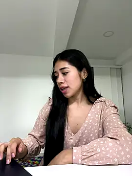 Snapshot of aimi_art1 chatting on October 5, 2025, 1:04 am aimi art1 online show from October 5, 2025, 1:04 am