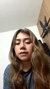 Snapshot of aimi_art1 chatting on July 7, 2026, 11:20 pm aimi art1 online show from July 7, 2026, 11:20 pm