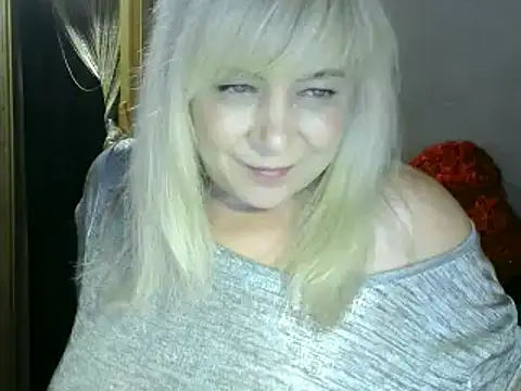 Snapshot of AgoniA7 chatting on December 15, 2024, 4:15 pm AgoniA7 online show from December 15, 2024, 4:15 pm