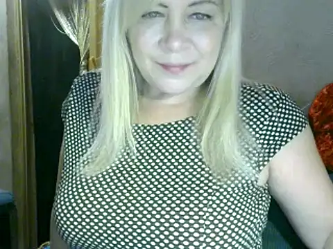 Snapshot of AgoniA7 chatting on March 1, 2025, 4:04 am AgoniA7 online show from March 1, 2025, 4:04 am