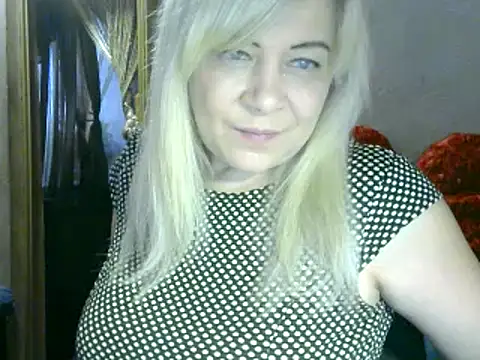 Snapshot of AgoniA7 chatting on March 16, 2025, 4:20 am AgoniA7 online show from March 16, 2025, 4:20 am