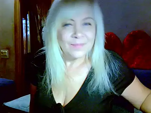 Snapshot of AgoniA7 chatting on October 24, 2025, 5:59 am AgoniA7 online show from October 24, 2025, 5:59 am