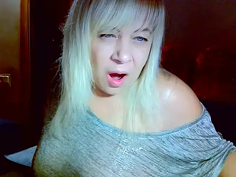 AgoniA7 online show from November 2, 2025, 3:20 am