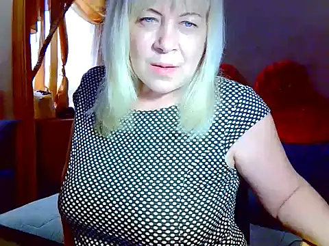 AgoniA7 online show from April 8, 2026, 7:08 am