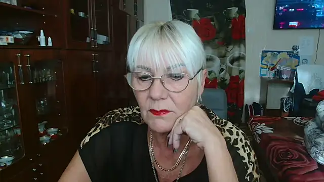 JenaCheim online show from September 19, 2025, 5:20 am