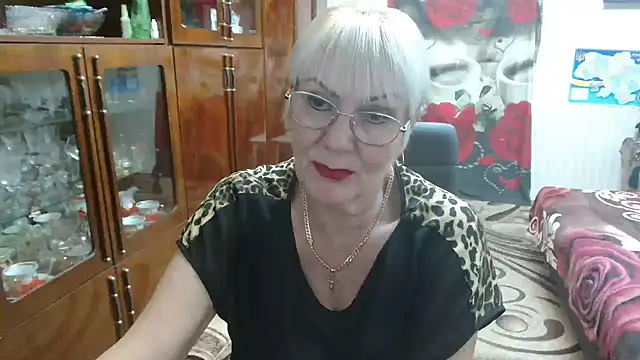 JenaCheim online show from December 4, 2025, 7:11 pm