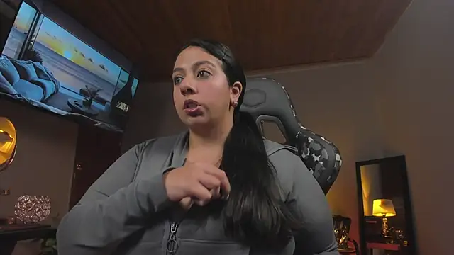 coraline latin online show from February 14, 2025, 4:58 am