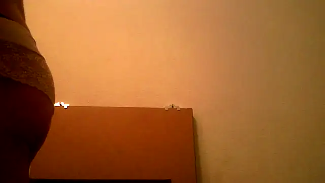 Snapshot of AthleticWomenizer2 chatting on September 29, 2025, 5:51 pm AthleticWomenizer2 online show from September 29, 2025, 5:51 pm