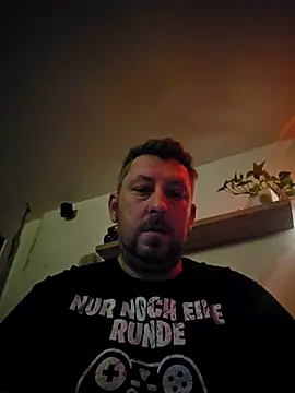 Snapshot of ktmtom247 chatting on December 15, 2025, 4:06 am ktmtom247 online show from December 15, 2025, 4:06 am