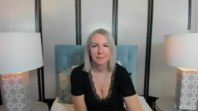 EricaTop online show from April 9, 2026, 8:25 pm