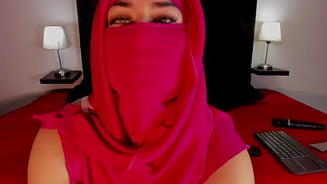 Snapshot of Zafira_Alabi chatting on January 19, 2025, 9:13 pm Zafira Alabi online show from January 19, 2025, 9:13 pm