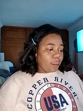 Snapshot of Daddys_girl1 chatting on September 13, 2025, 1:38 am Daddys girl1 online show from September 13, 2025, 1:38 am