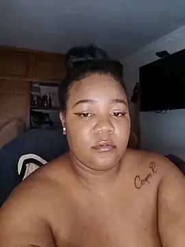 Snapshot of Daddys_girl1 chatting on November 9, 2025, 4:33 am Daddys girl1 online show from November 9, 2025, 4:33 am