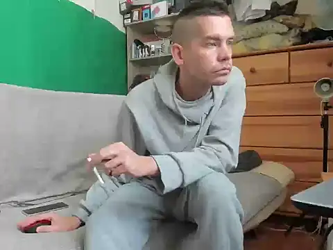 viraglaci18xh online show from November 2, 2025, 12:18 pm