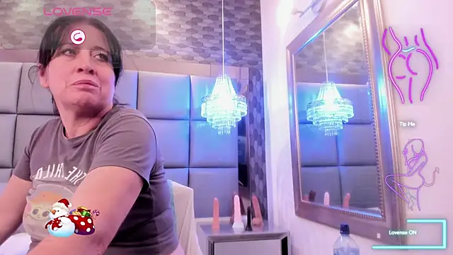 Snapshot of LADY_HELLEN chatting on November 25, 2025, 7:03 pm LADY HELLEN online show from November 25, 2025, 7:03 pm