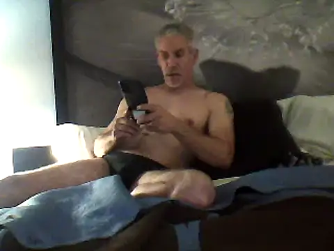 Snapshot of Biknight chatting on December 17, 2024, 2:55 am Biknight online show from December 17, 2024, 2:55 am