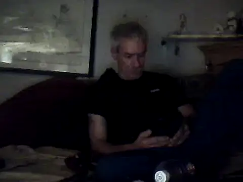 Snapshot of Biknight chatting on February 8, 2025, 4:47 am Biknight online show from February 8, 2025, 4:47 am