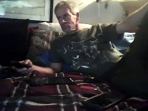 Snapshot of Biknight chatting on February 9, 2025, 4:14 am Biknight online show from February 9, 2025, 4:14 am