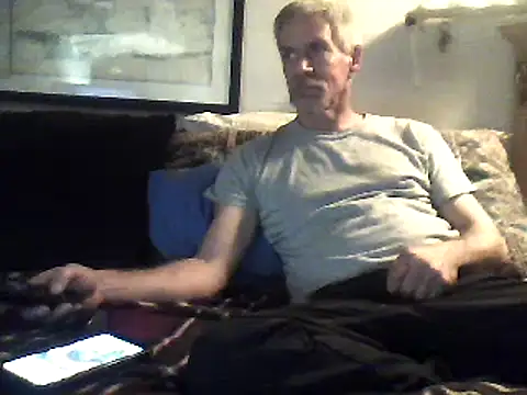 Snapshot of Biknight chatting on February 10, 2025, 11:45 pm Biknight online show from February 10, 2025, 11:45 pm