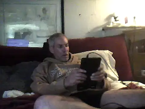 Snapshot of Biknight chatting on February 23, 2025, 3:56 am Biknight online show from February 23, 2025, 3:56 am