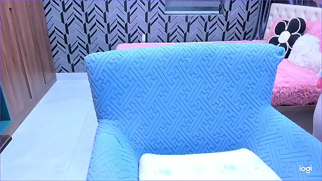 Snapshot of Toyota_Motor_Corporation chatting on January 31, 2026, 11:25 pm Toyota Motor Corporation online show from January 31, 2026, 11:25 pm