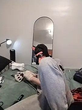 Snapshot of DerrickDigBick chatting on November 9, 2025, 8:45 am DerrickDigBick online show from November 9, 2025, 8:45 am