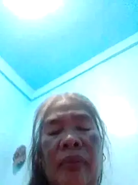 sexylizzy4u online show from October 24, 2025, 4:03 pm