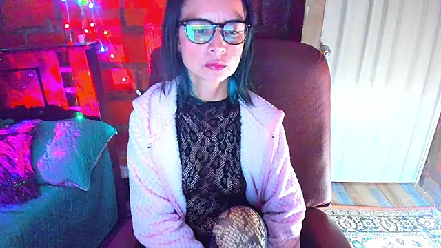 BrianaGarner online show from April 25, 2026, 7:44 am