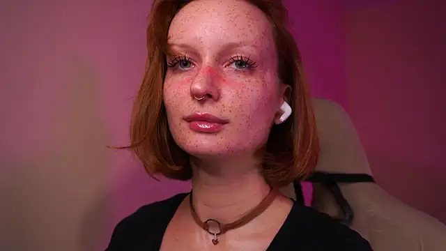 Liuba Fox online show from November 18, 2025, 6:45 pm