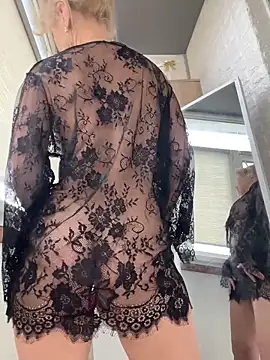 Hotnessi online show from October 29, 2025, 8:38 am