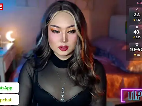 Snapshot of HOTnWILDalice chatting on October 27, 2025, 12:58 am HOTnWILDalice online show from October 27, 2025, 12:58 am