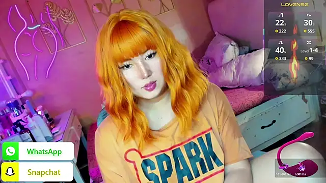 Snapshot of HOTnWILDalice chatting on November 6, 2025, 9:21 am HOTnWILDalice online show from November 6, 2025, 9:21 am