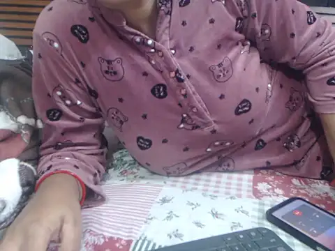 Snapshot of prettyindiandoll chatting on November 26, 2025, 6:36 am prettyindiandoll online show from November 26, 2025, 6:36 am