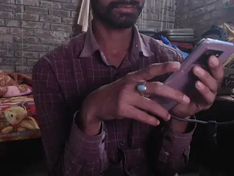 ThethunderPo online show from November 29, 2025, 7:33 am