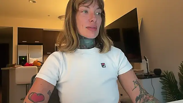 airgeadx online show from November 4, 2025, 8:52 pm