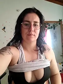 Snapshot of Susan_Foxx chatting on March 12, 2025, 2:56 pm Susan Foxx online show from March 12, 2025, 2:56 pm
