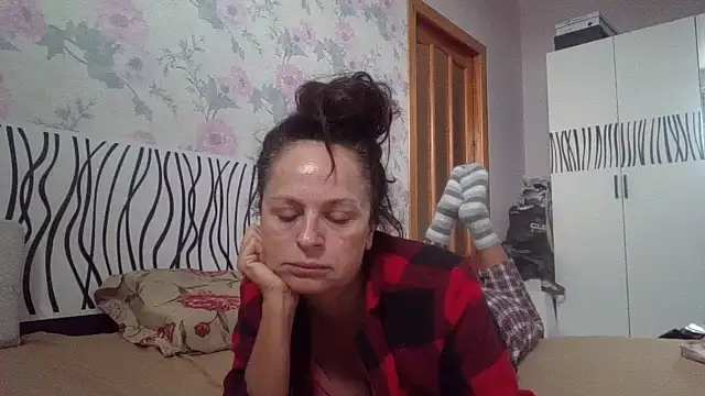 LindaStarS online show from October 11, 2025, 6:12 am