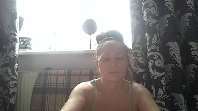 LindaStarS online show from March 21, 2026, 5:23 am