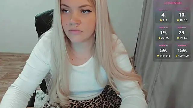 AllAboutLoveXx online show from March 15, 2025, 10:13 am