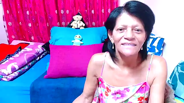 SLUTTYROXY online show from October 25, 2025, 5:40 pm