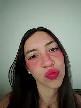 loveuu-bae online show from January 11, 2026, 9:53 pm