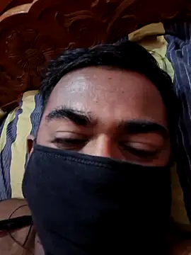 BlackHairy man online show from May 26, 2026, 4:36 pm